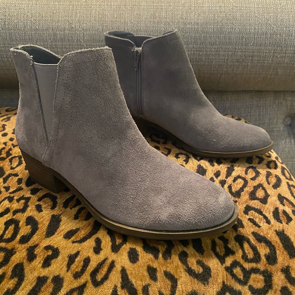 Gray suede bootie